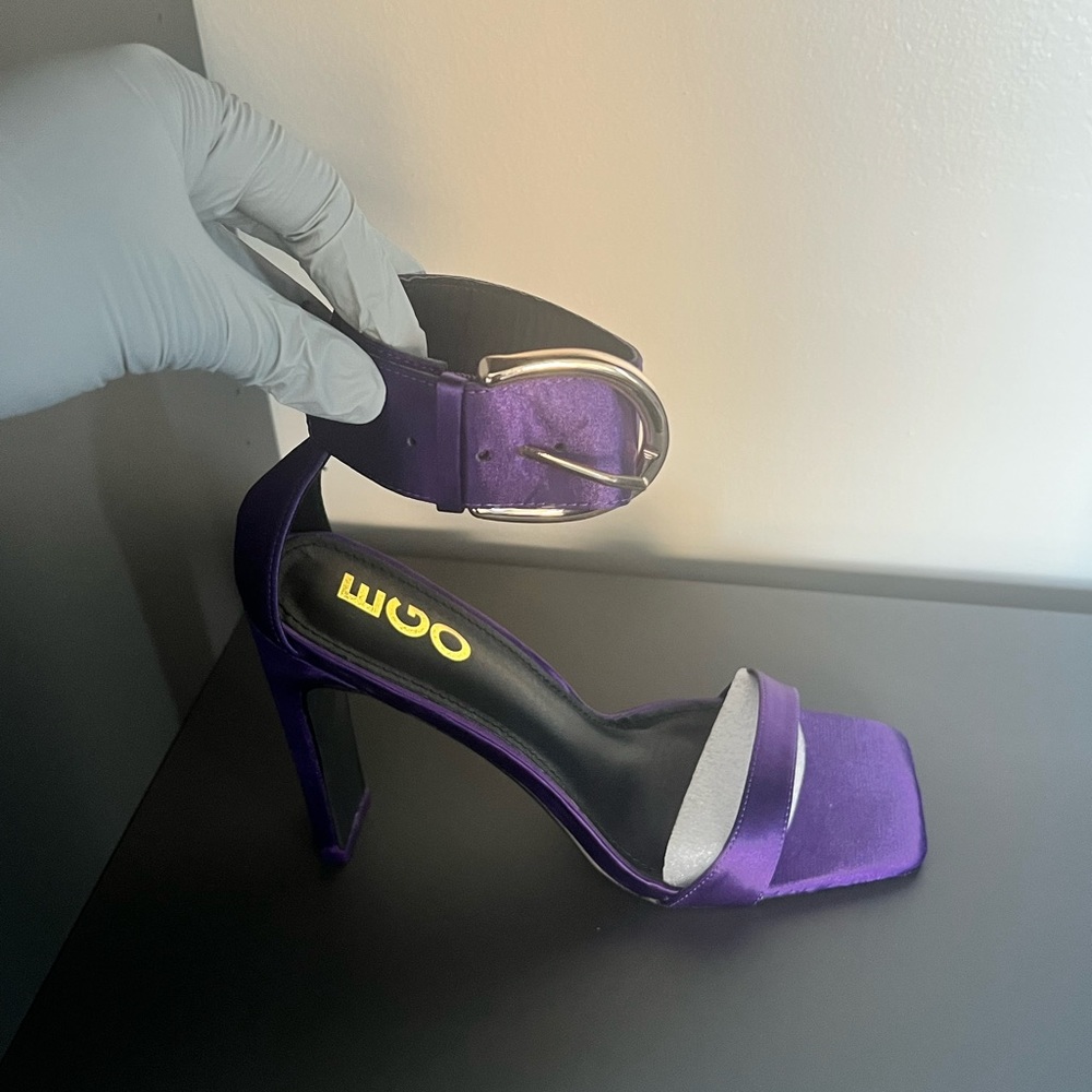 *BRAND NEW* EGO OPEN TOE SATIN HEELS